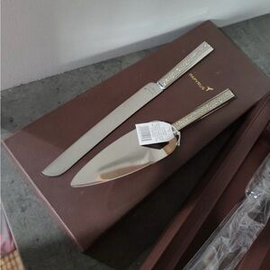 Papyrus Silver Cake Server